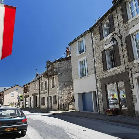 Des Douves * Sévérac-le-Château